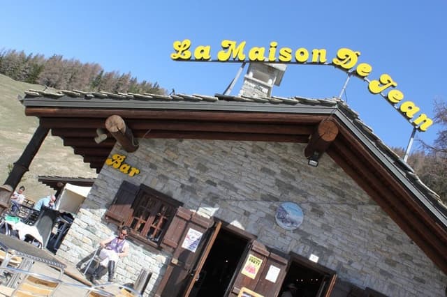 La Maison De Jean Pizzeria Bar - Immagine 1