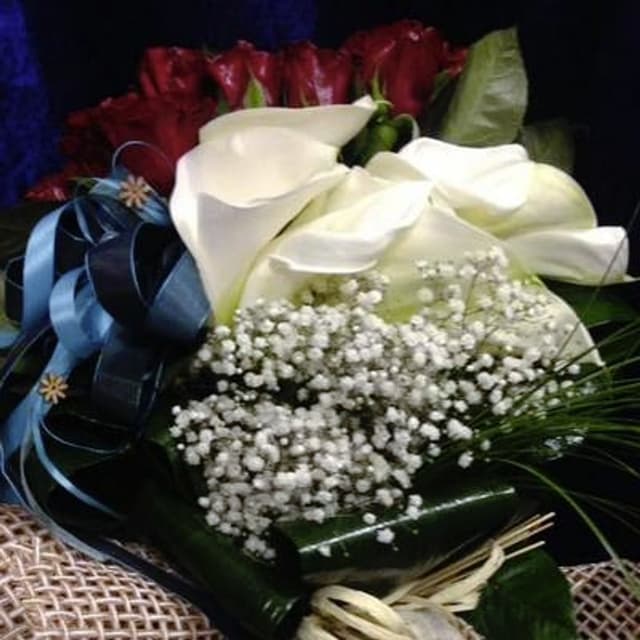 L'Angolo dei Fiori - Addobbi Chiese per Matrimoni - Onoranze Funebri Brogna - Immagine 2