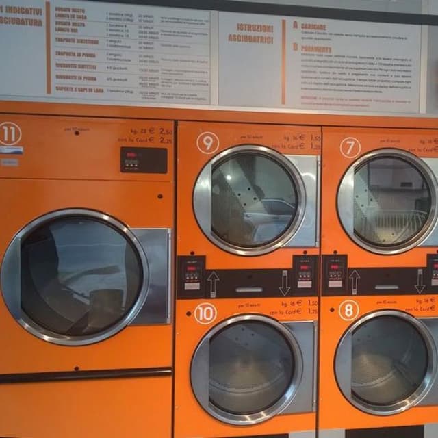 Lavanderia Goccia Marina - Immagine 1