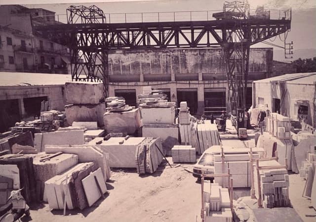 LBM Lo Bianco Marmi s.r.l. - Marmi - Graniti - Pietre - Immagine 2