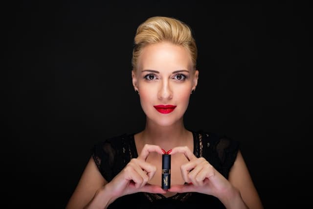 Meysel Makeup By Elisabeth Megiesi - Immagine 1