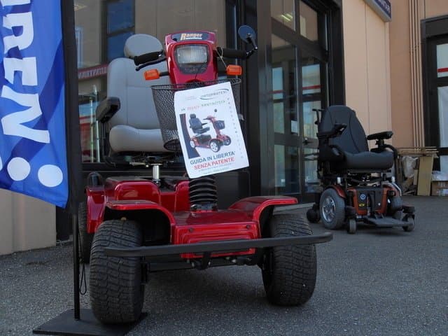 Ortoprotesi Laboratorio Ortopedico Diplomato - Immagine 1