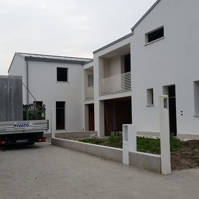 Tinteggiature Pivato Sas di Pivato Erminio & Patrik - Immagine 2