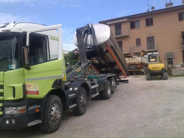 T.M.P. Autotrasporti Sas - Immagine 1