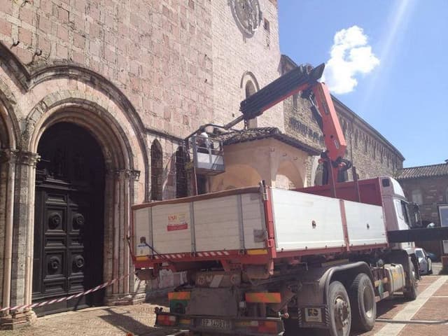 T.M.P. Autotrasporti Sas - Immagine 2