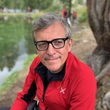 Gianluca Minella psicologo, psicoterapeuta, psicoanalista e ipnologo